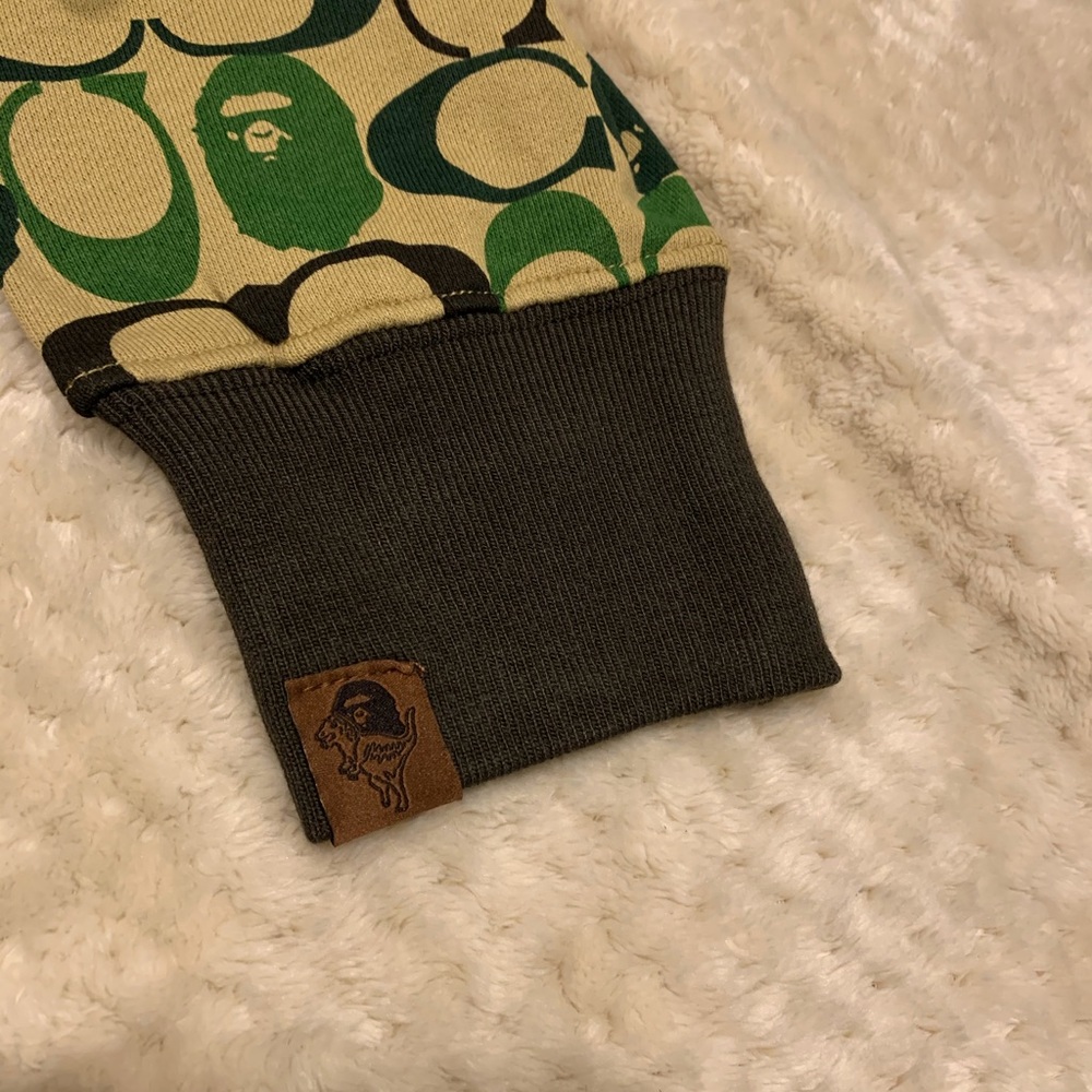 Bape A Bathing Ape Dinosaur Shark Hoodie - Picture 7 of 8
